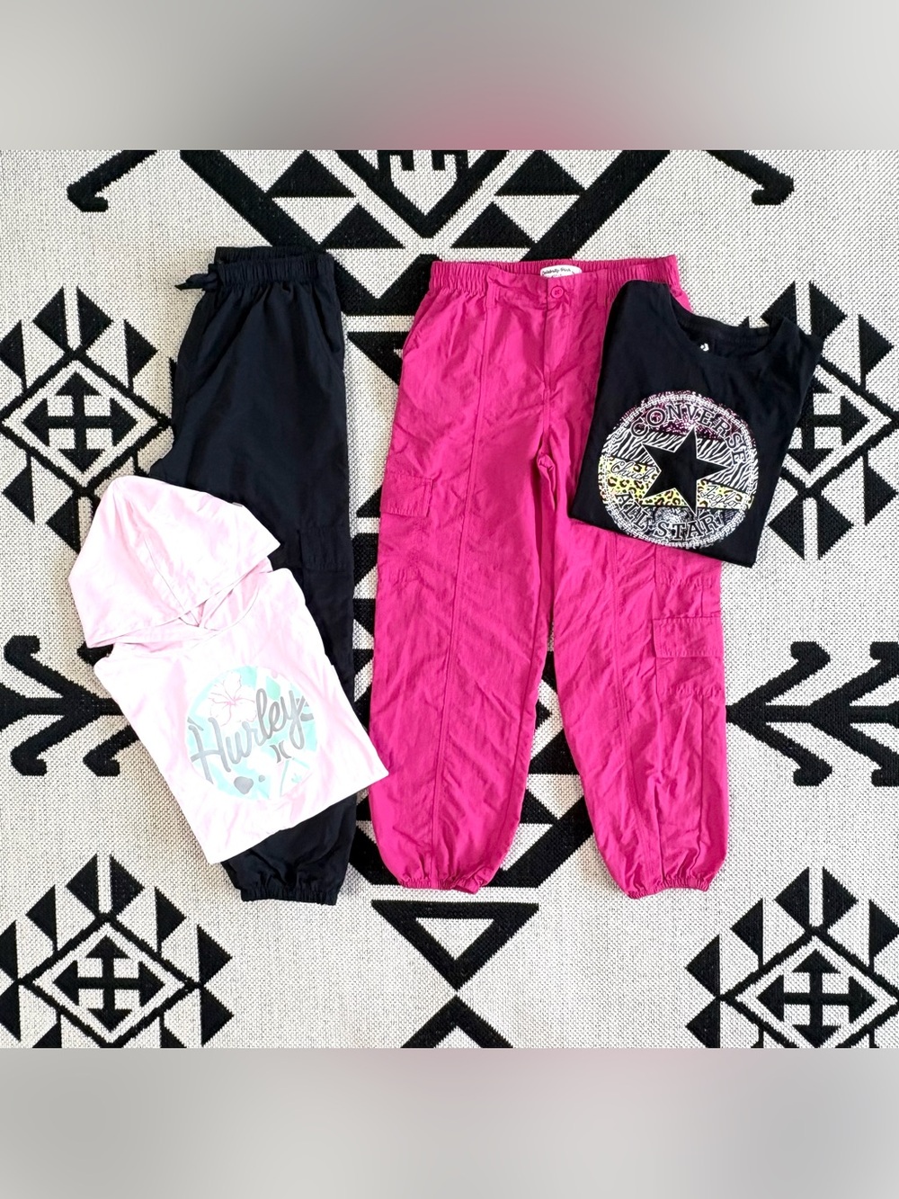 Girls Bundle of Skater Style Tees & Cargo Joggers Large